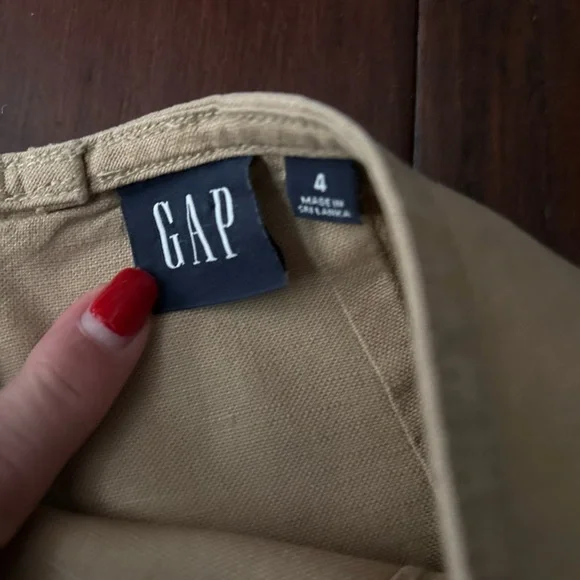 GAP Tan, Eggshell, and Black A-Line Midi Skort Casual - Picture 5 of 11